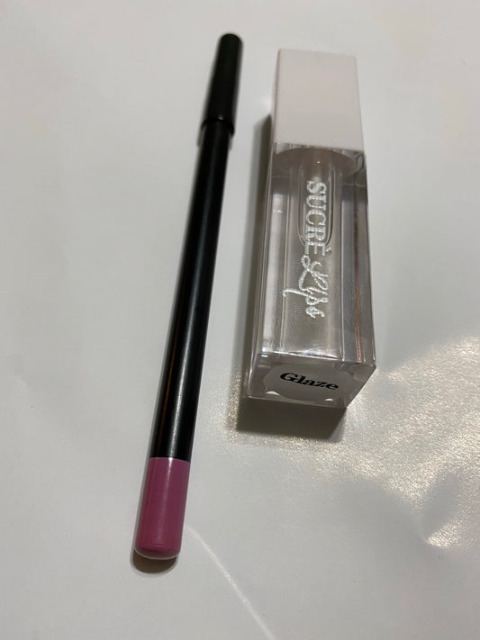 Lip liner and  plump gloss combo